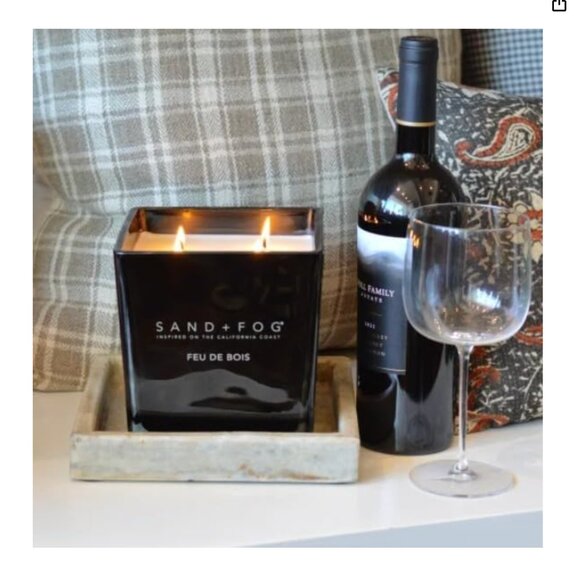 SAND AND FOG NEW IN BOX Feu De Bois fragrance candle - Picture 2 of 5